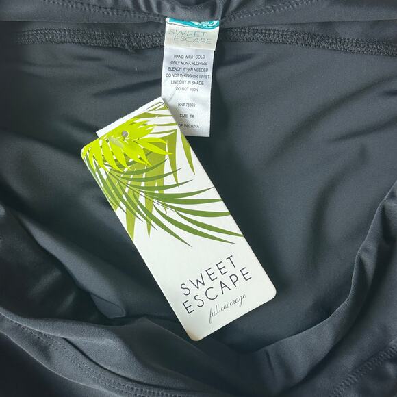 NWT Sweet Escape Swim Skirt Womens 14 Black Mini Full Coverage - Picture 4 of 5